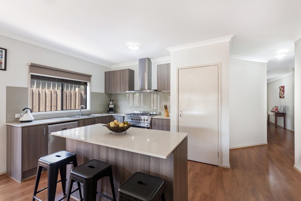 48 Golf Links Drive, Beveridge, VIC 3753 - Thumbnail 1 - 05/11/2018