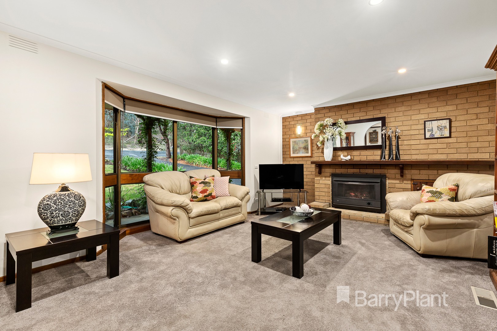 296-298 Jumping Creek RoadWarrandyte, VIC 3113, Warrandyte - Thumbnail 2