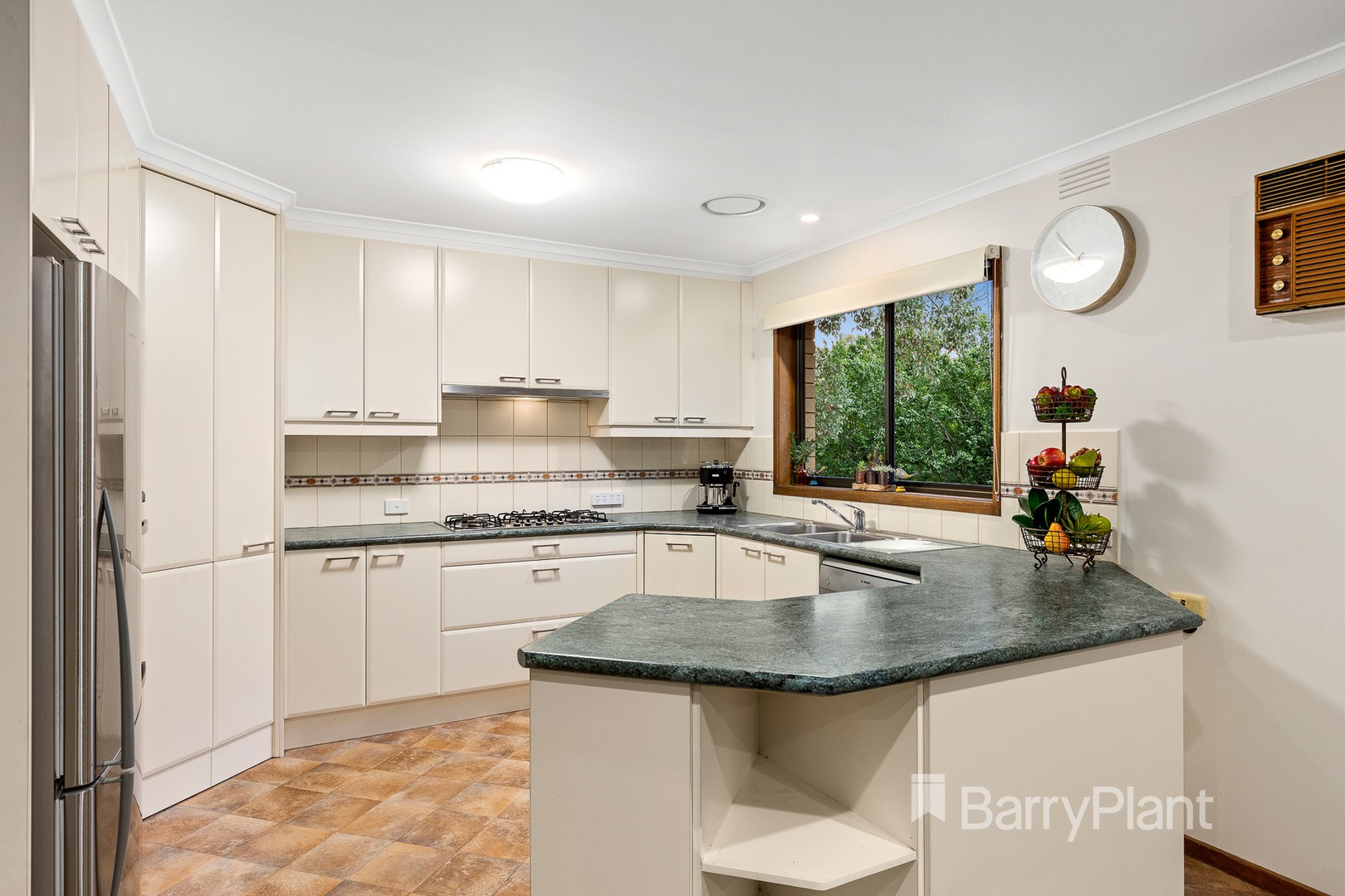 296-298 Jumping Creek RoadWarrandyte, VIC 3113, Warrandyte - Thumbnail 3