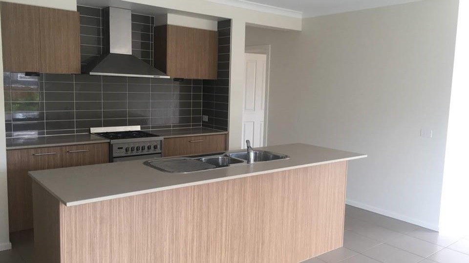 9 Verdant Street, Wantirna South, VIC 3152 - Thumbnail 2 - 25/05/2019