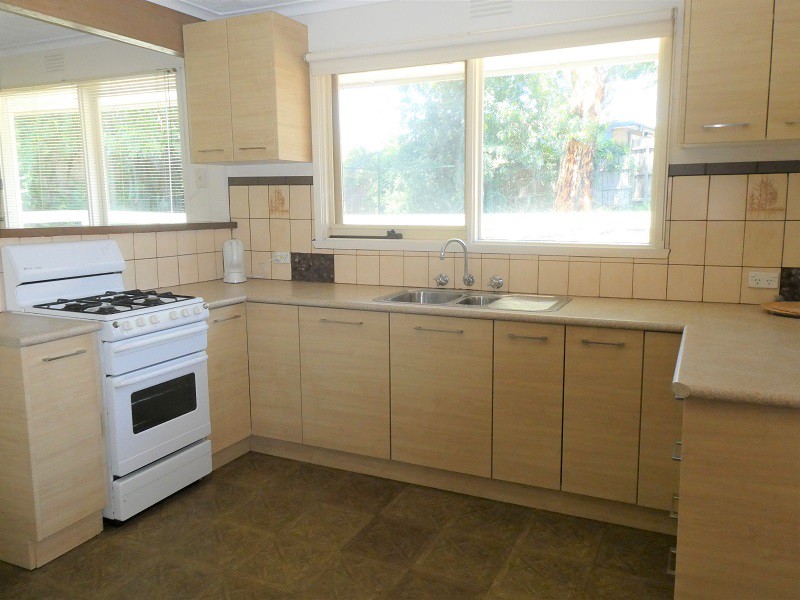 307 Elizabeth Drive, Sunbury, VIC 3429 - Thumbnail 1 - 06/03/2019