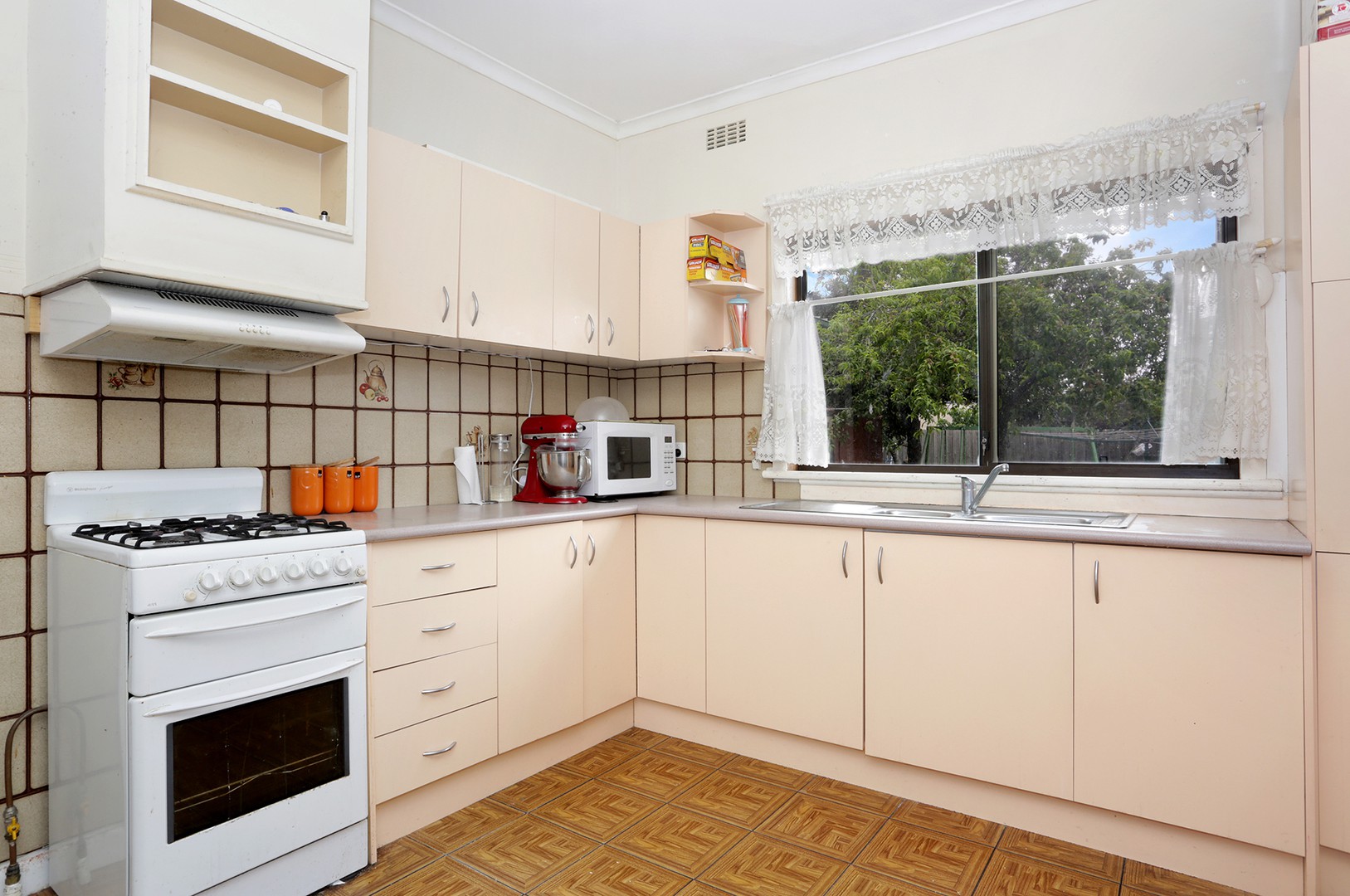 14 Baird Street, Fawkner, VIC 3060 - Thumbnail 2 - 17/05/2019