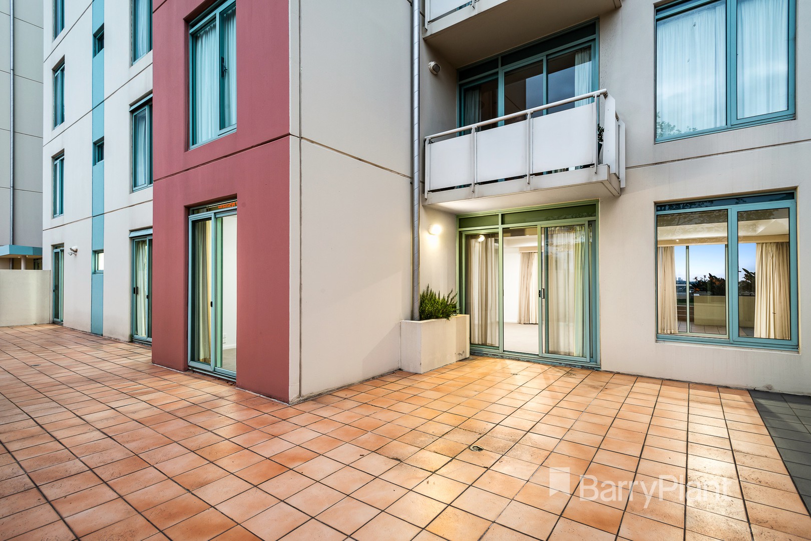 1001/2 Sovereign Point CourtDoncaster, VIC 3108, Doncaster - Thumbnail 7