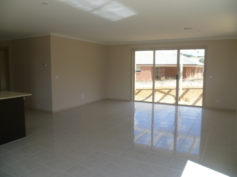 34 Springridge Blvd, Wallan, VIC 3756 - Leased