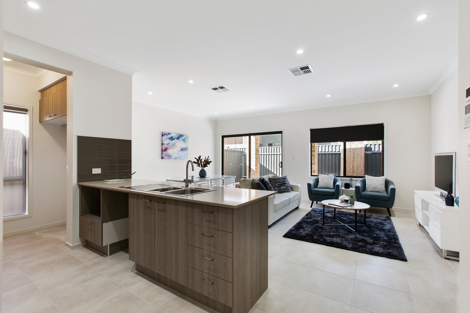 22 Woodbrook Avenue, Windsor Gardens, SA 5087 - Thumbnail 2 - 16/05/2019