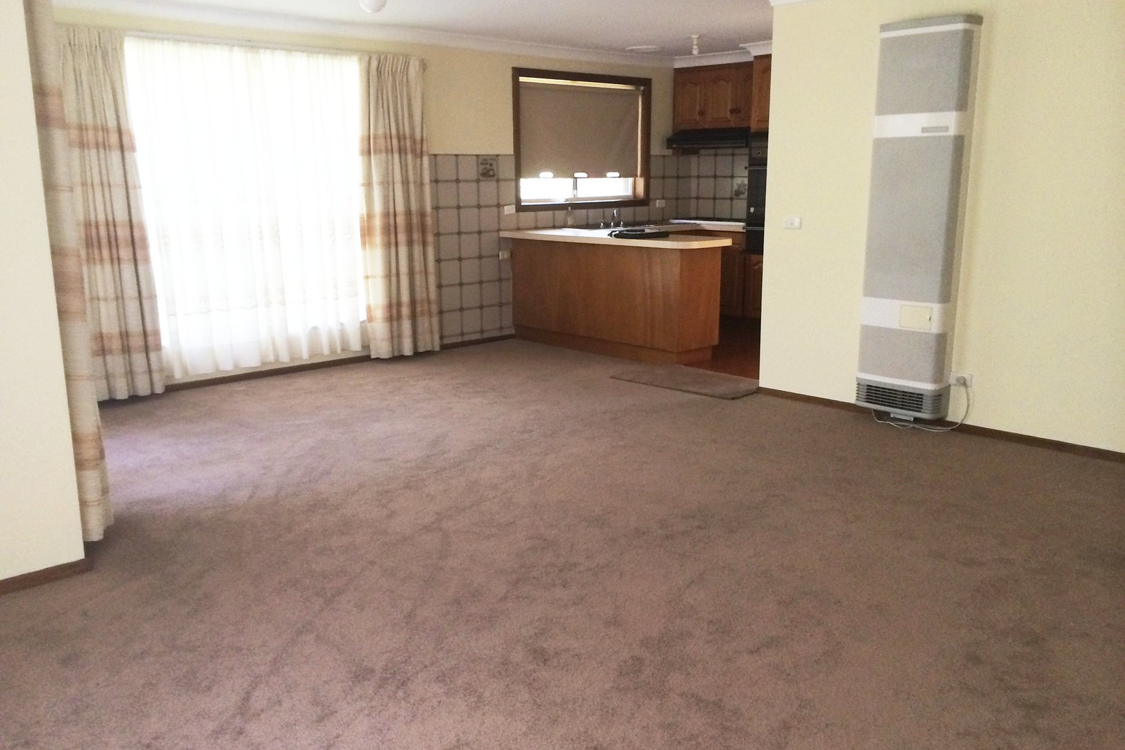 2/125 St Helena Road, Greensborough, VIC 3088 - Thumbnail 2 - 25/05/2019