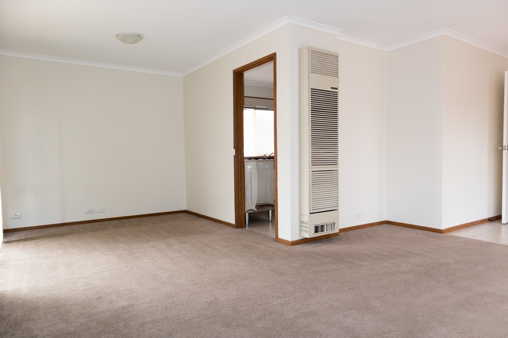 22 Banbury Crescent, Craigieburn, VIC 3064 - Thumbnail 2 - 25/05/2019