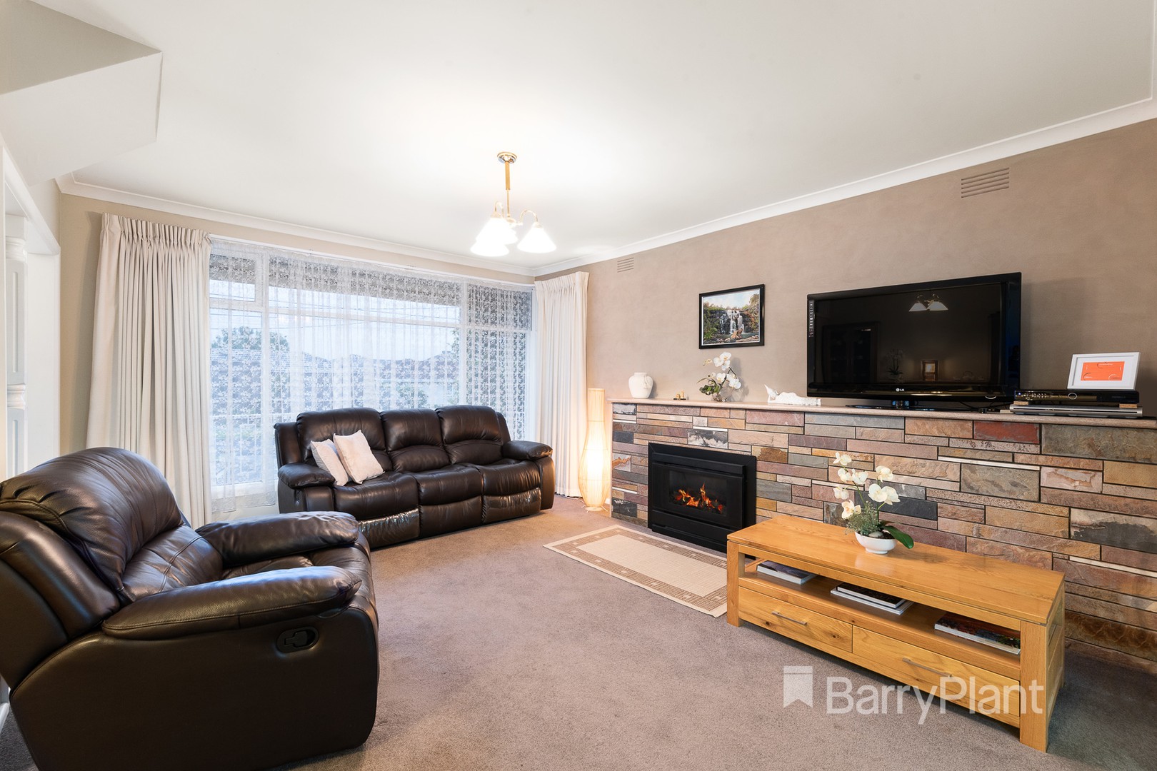 140 Macedon RoadTemplestowe Lower, VIC 3107, Templestowe Lower - Thumbnail 2