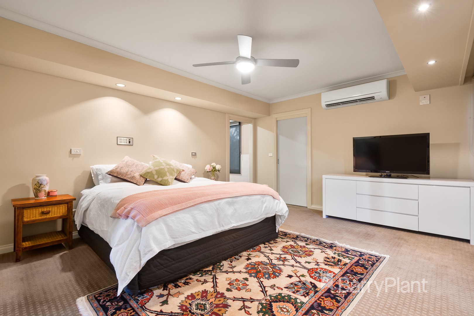 10 Wakefield Place, Templestowe, VIC 3106, Templestowe - Thumbnail 8