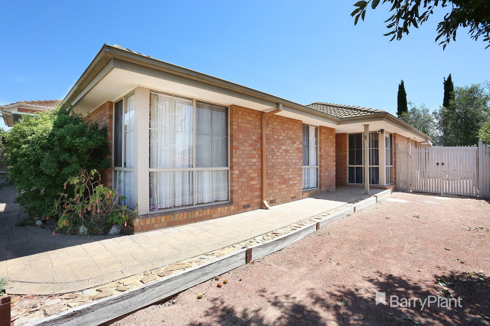 14 Fuschia Place, Meadow Heights, VIC 3048 - Thumbnail 2 - 15/05/2019