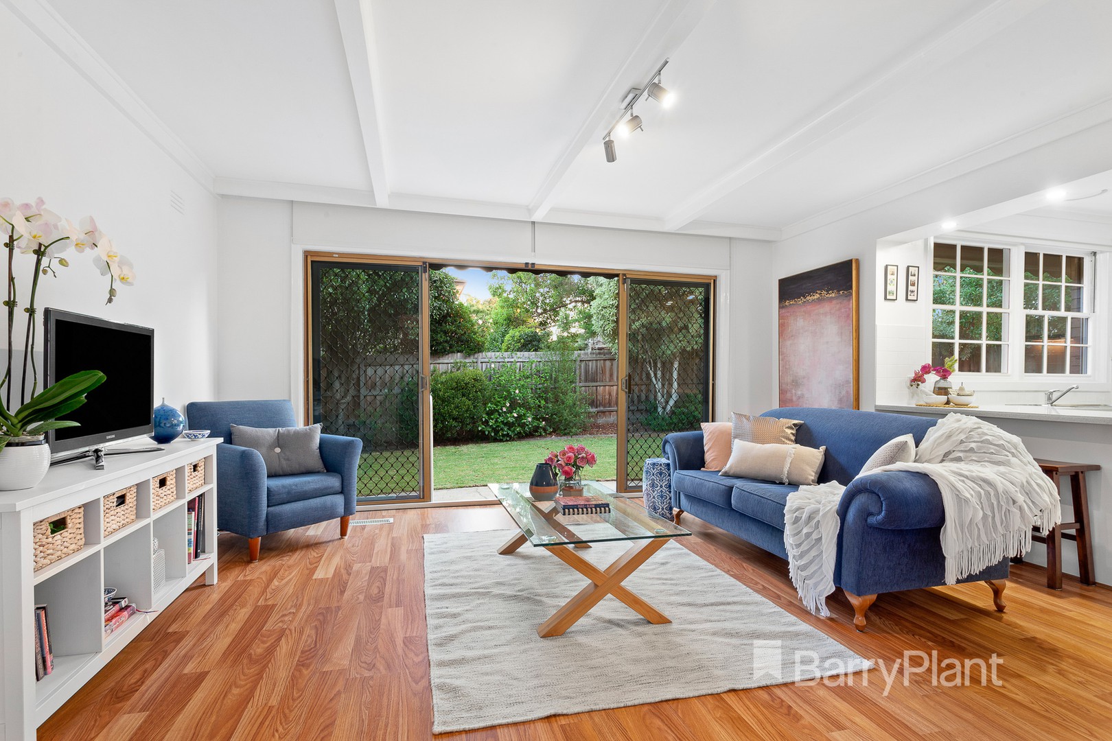 6 Fairbank CrescentTemplestowe Lower, VIC 3107, Templestowe Lower - Thumbnail 2