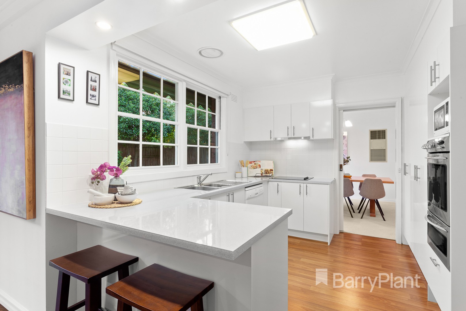 6 Fairbank CrescentTemplestowe Lower, VIC 3107, Templestowe Lower - Thumbnail 3