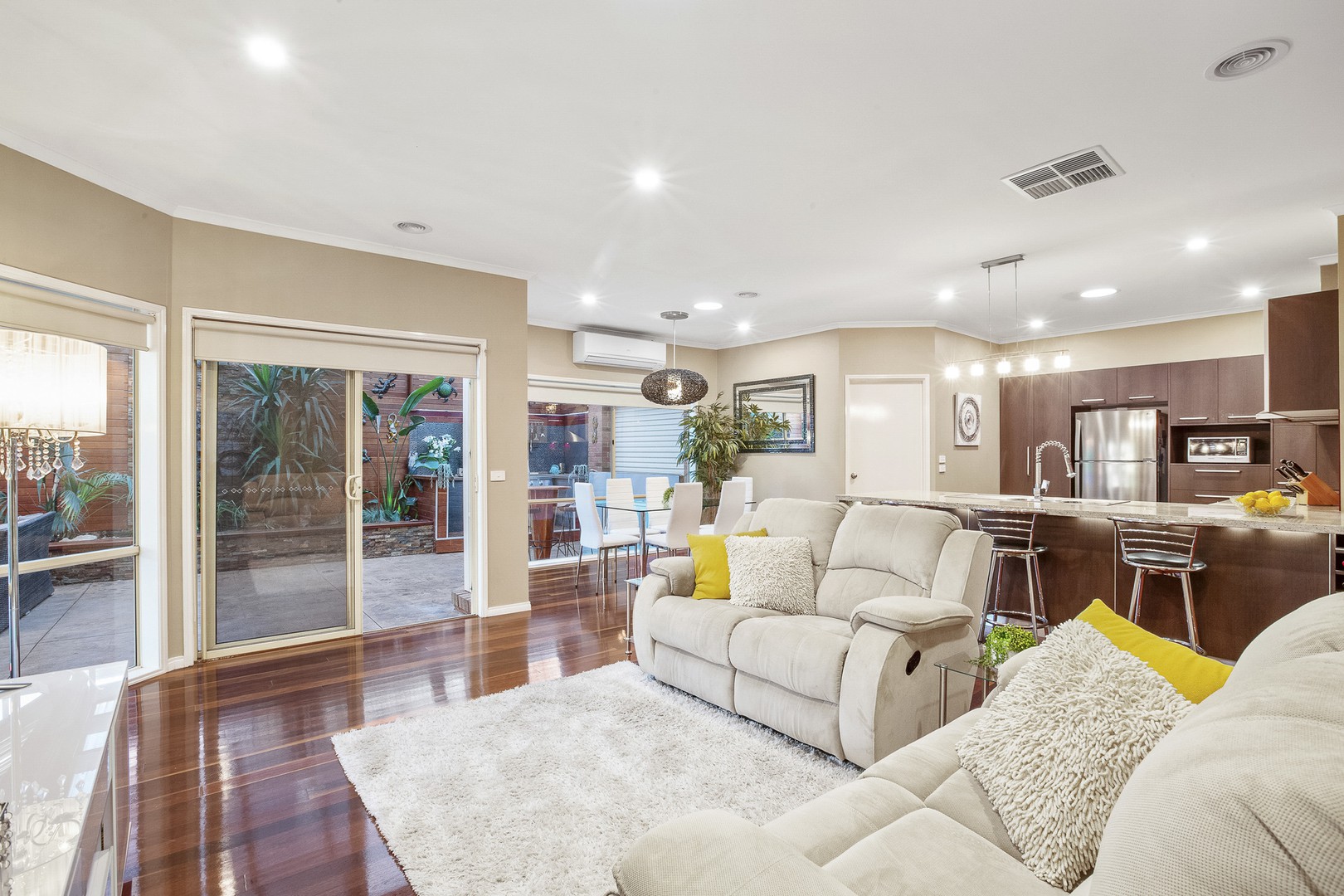 20 Cuthbert Drive, Hillside, VIC 3037, Hillside - Thumbnail 2
