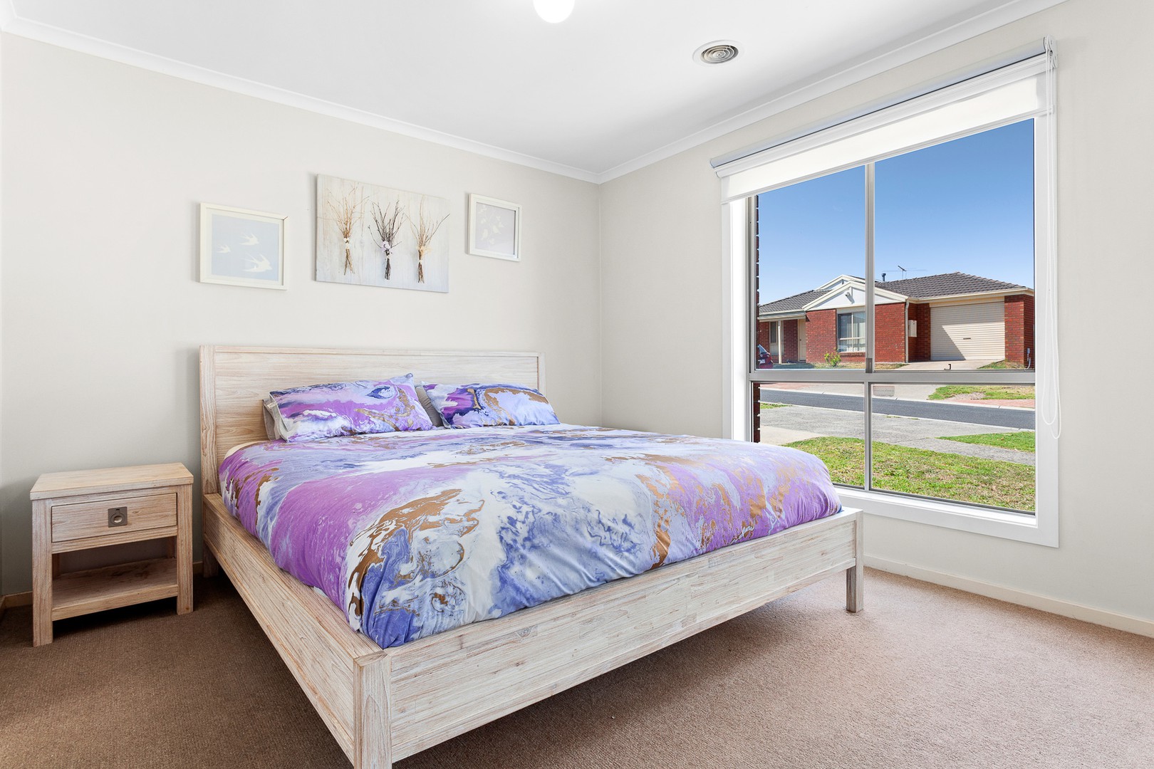 1 Howard Place, Berwick, VIC 3806 - Thumbnail 2 - 30/01/2019