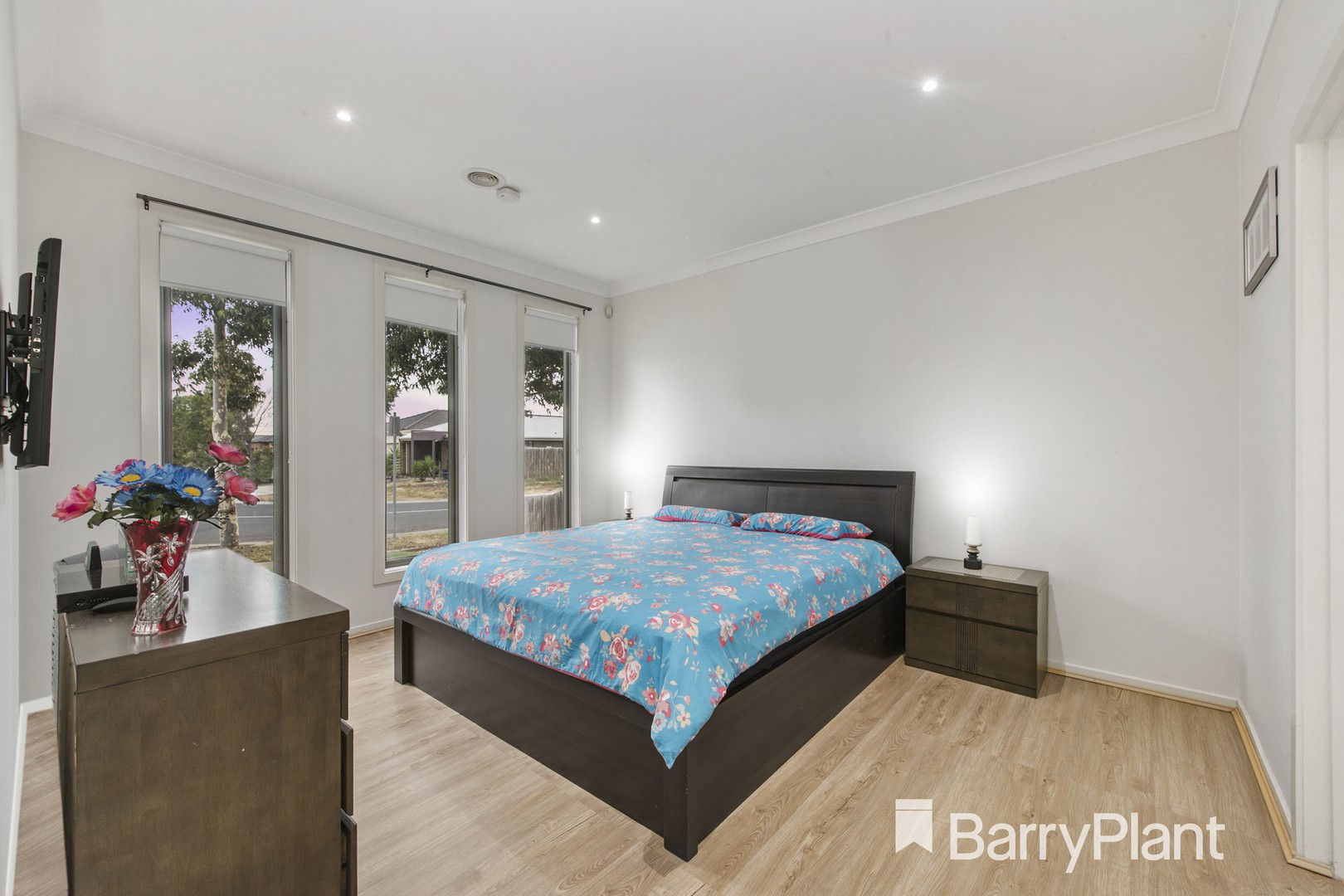 37 Bronson Circuit, Hoppers Crossing, VIC 3029 - Thumbnail 1 - 31/01/2019