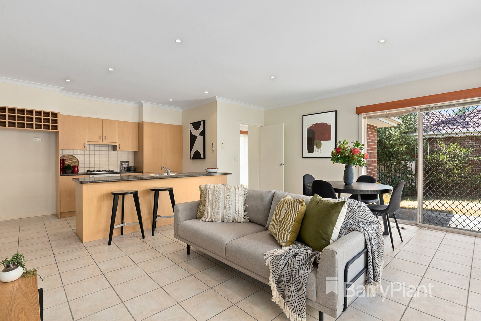 4/25-27 Deep Creek RoadMitcham, VIC 3132, Mitcham - Thumbnail 2