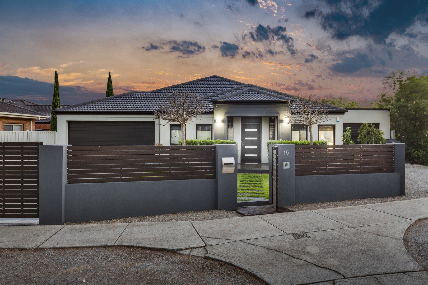 15 Barwon Street, Taylors Hill, VIC 3037 - Thumbnail 2 - 01/02/2019