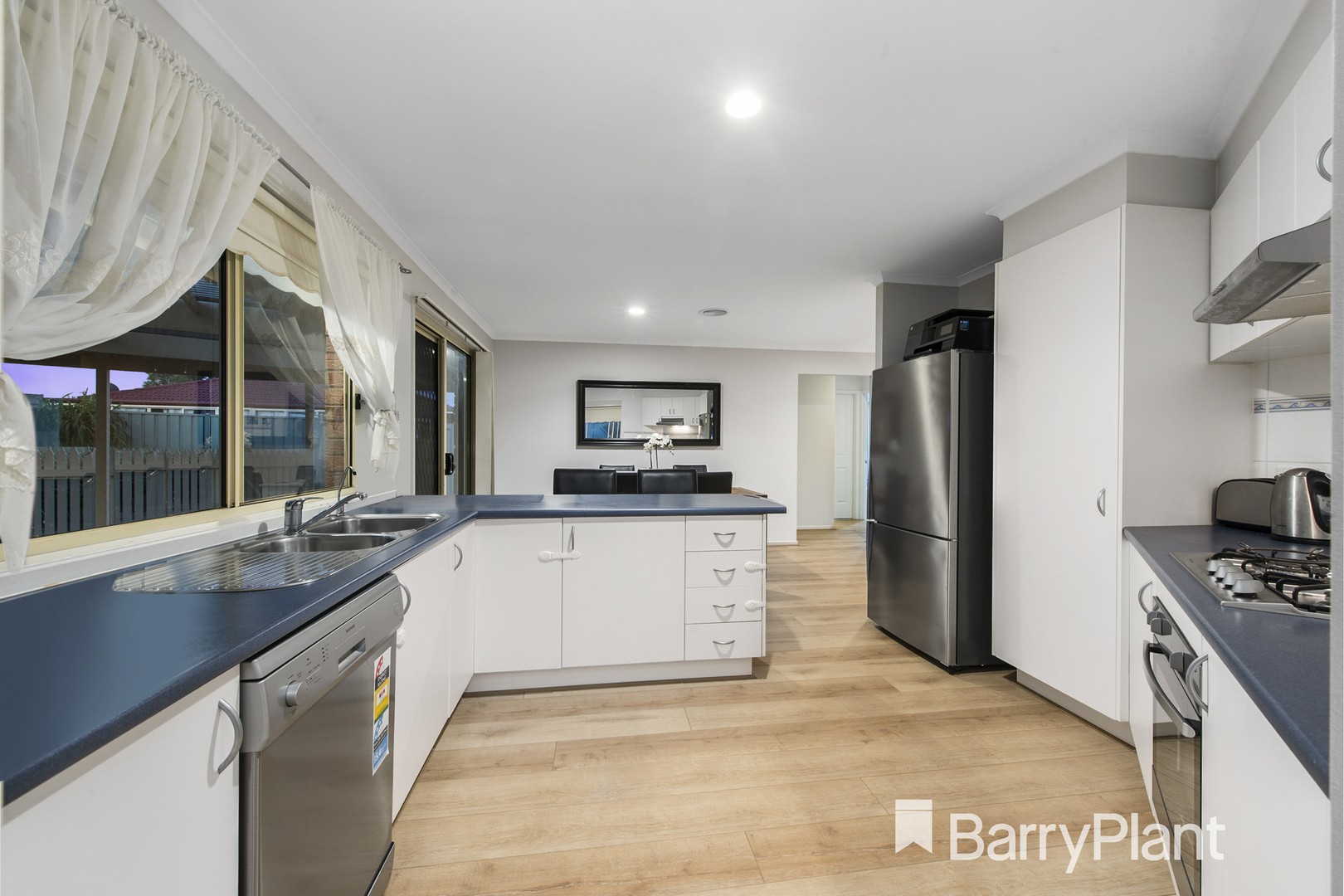 12 Clearview Court, Hoppers Crossing, VIC 3029 - Thumbnail 2 - 15/05/2019