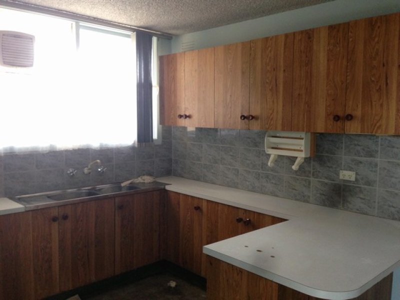 2/128 East Esplanade, St Albans, VIC 3021 - Thumbnail 1 - 05/02/2019