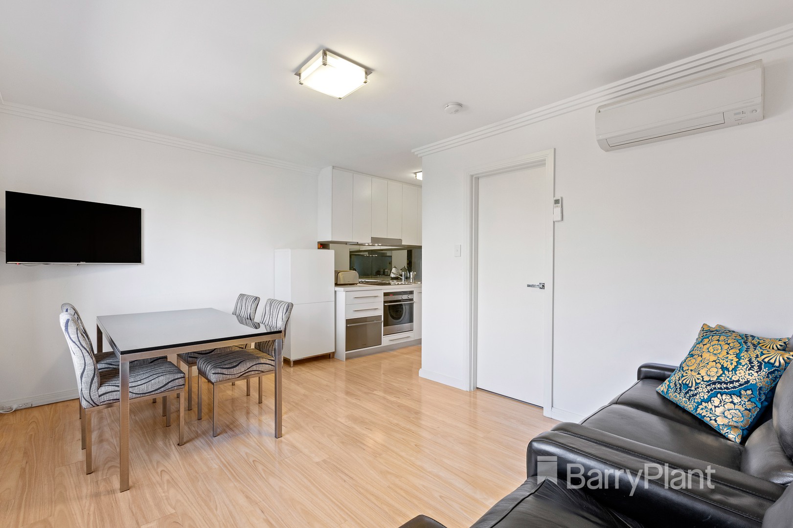 13/1A Spray Street, Parkdale, VIC 3195 - Thumbnail 2 - 08/02/2019