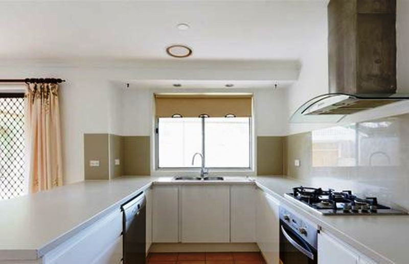 4 Tarwin Court, Rowville, VIC 3178 - Thumbnail 2 - 06/03/2019