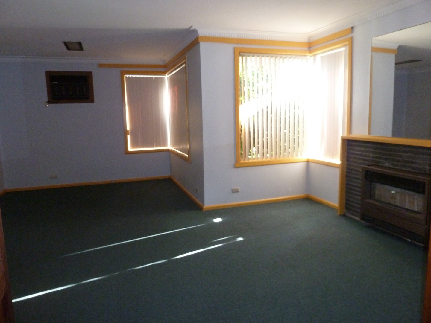 16 O'Connor Road, Knoxfield, VIC 3180 - Thumbnail 1 - 13/02/2019