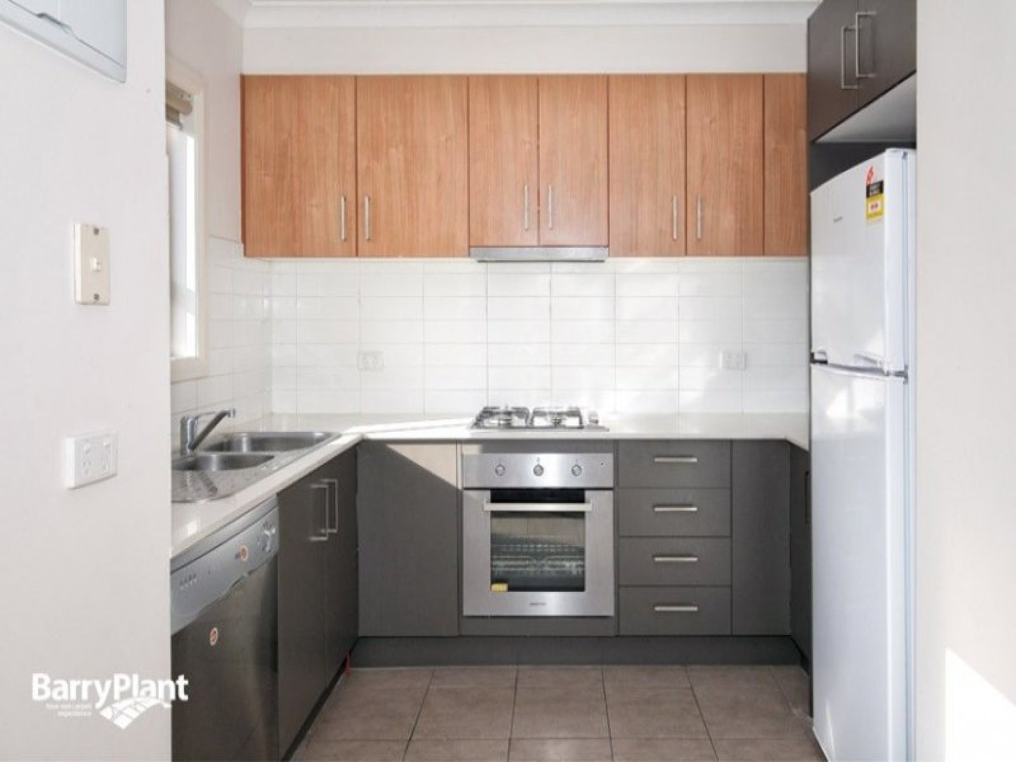 20/335 Grand Boulevard, Craigieburn, VIC 3064 - Thumbnail 1 - 13/02/2019