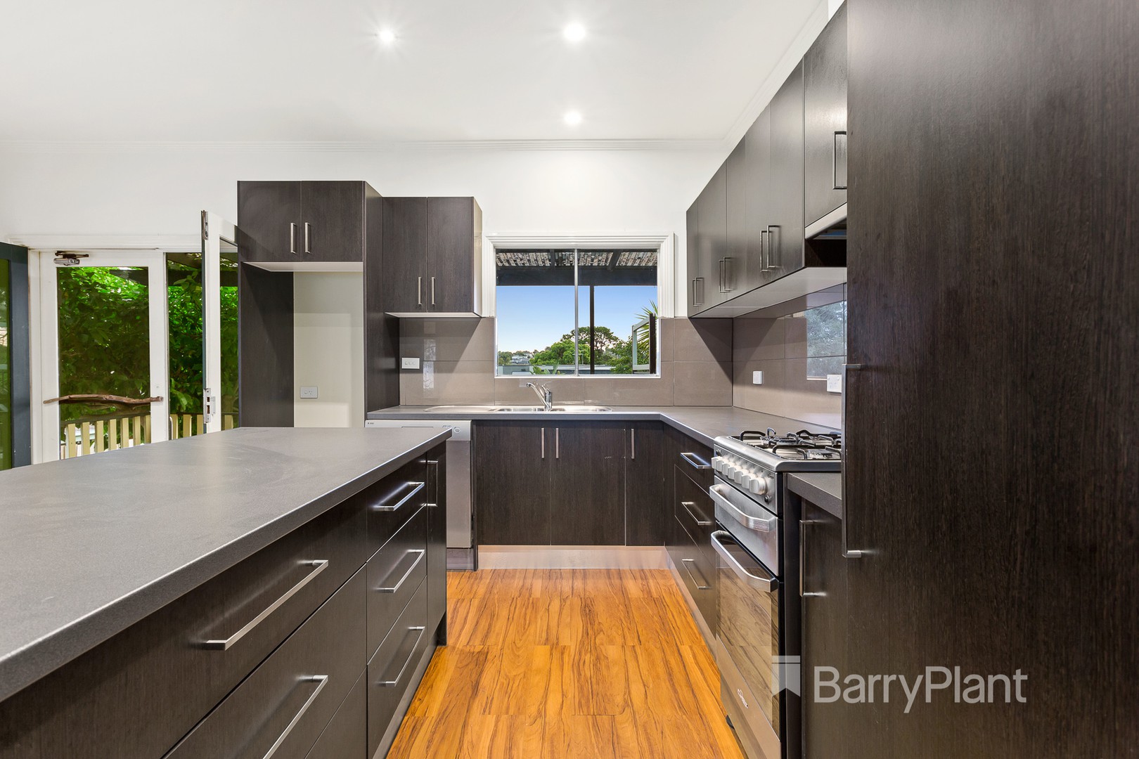 76 Wood StreetTemplestowe, VIC 3106, Templestowe - Thumbnail 4