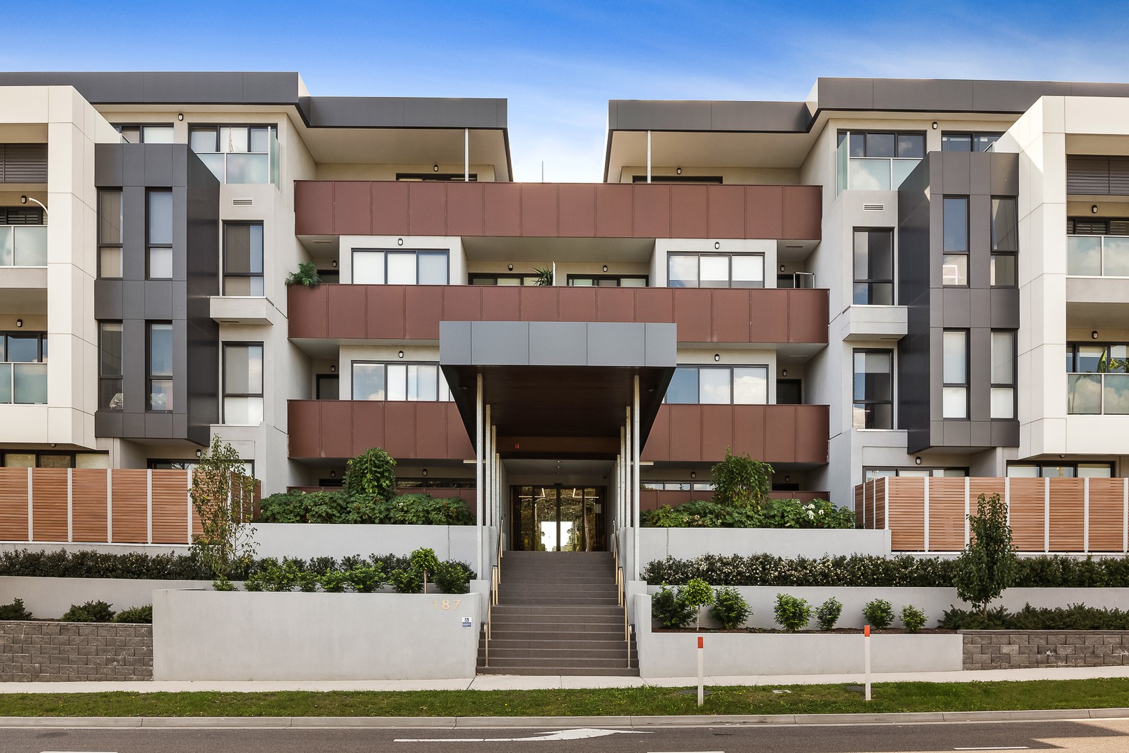 7/187 Reynolds RoadDoncaster East, VIC 3109