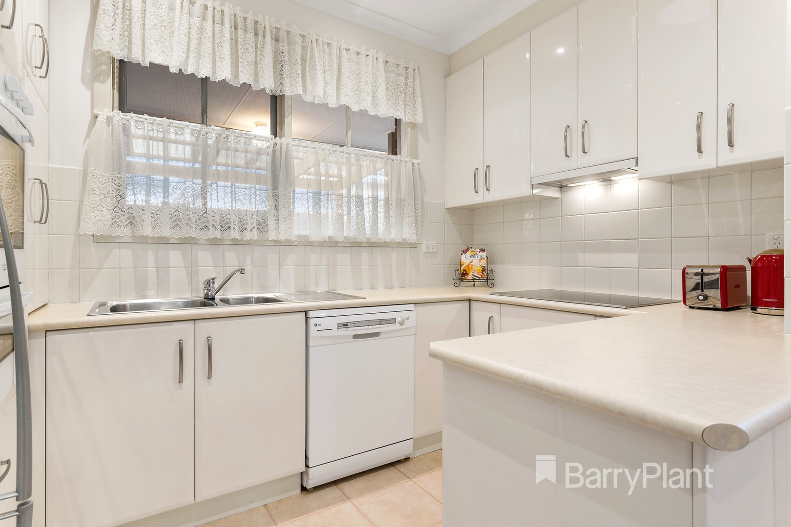 2/7 Elizabeth Street, Bulleen, VIC 3105, Bulleen - Thumbnail 3