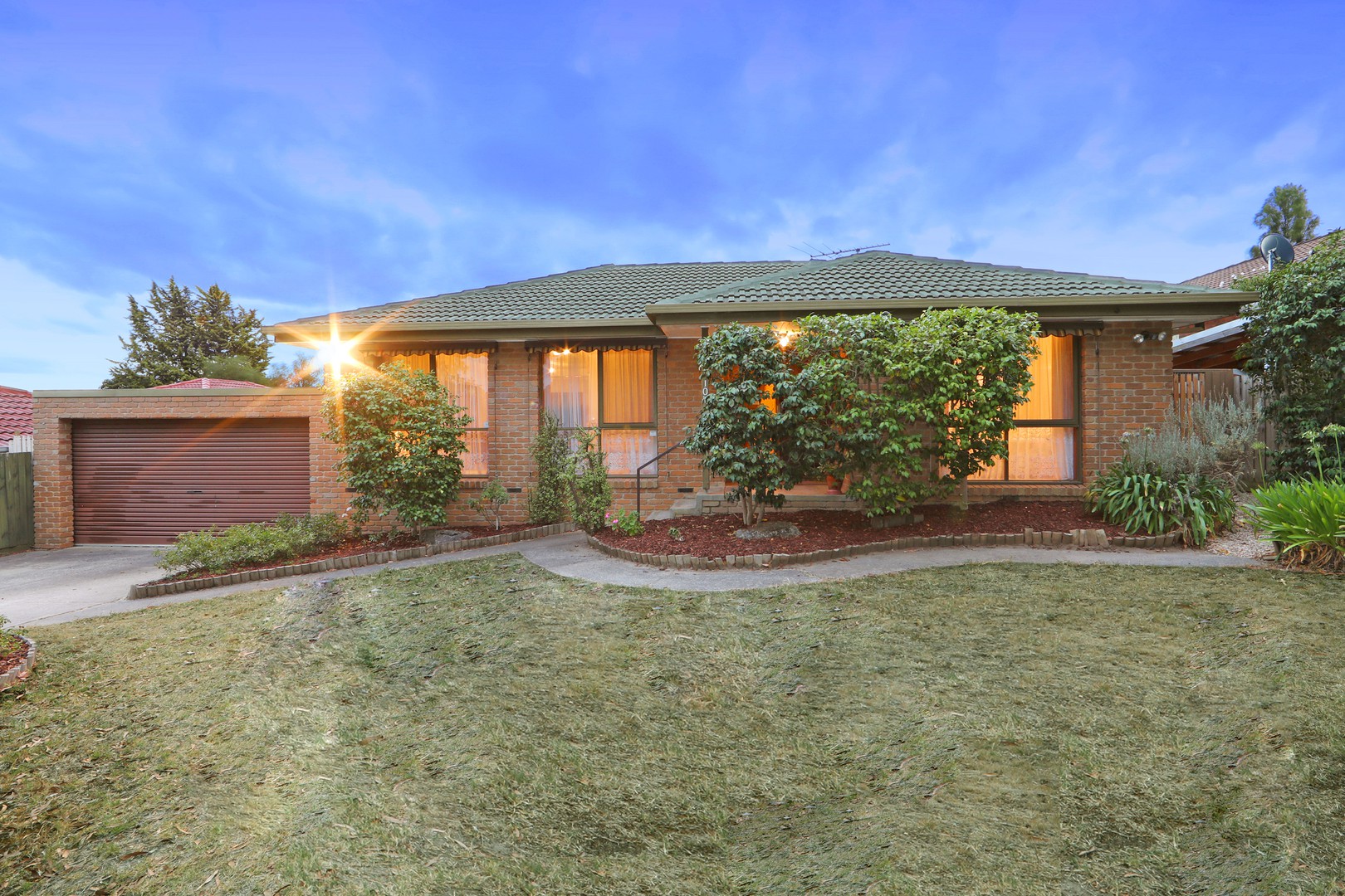 107 Taylors Lane, Rowville, VIC 3178 - Thumbnail 2 - 18/02/2019