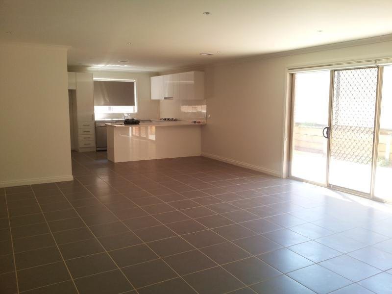 454 Napier Street, White Hills, VIC 3550 - Thumbnail 1 - 20/02/2019