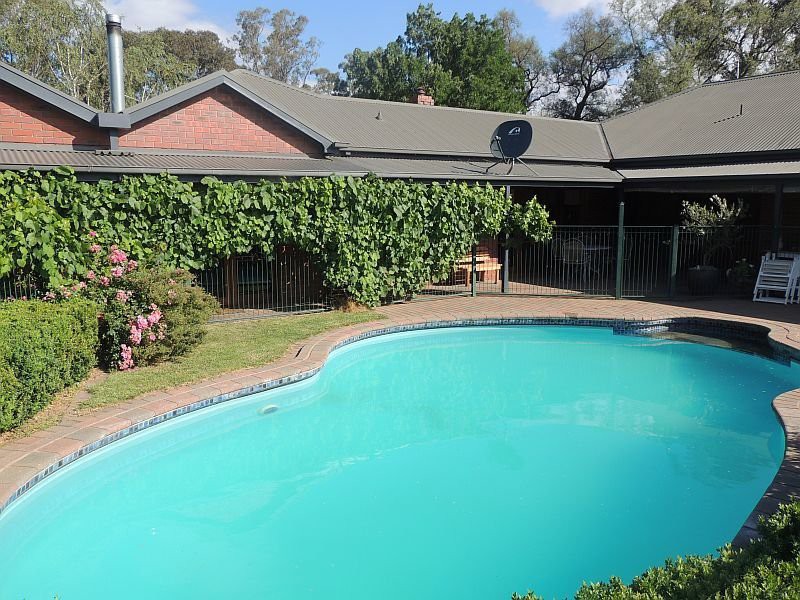 8 Saleyard Road, Avenel, VIC 3664 - Thumbnail 1 - 15/05/2019