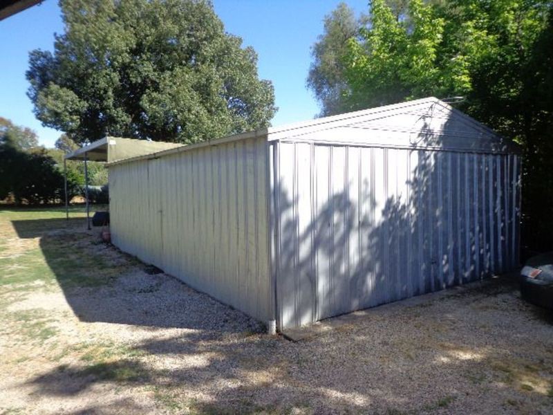 3 Murchison Road, Avenel, VIC 3664 - Thumbnail 2 - 15/05/2019