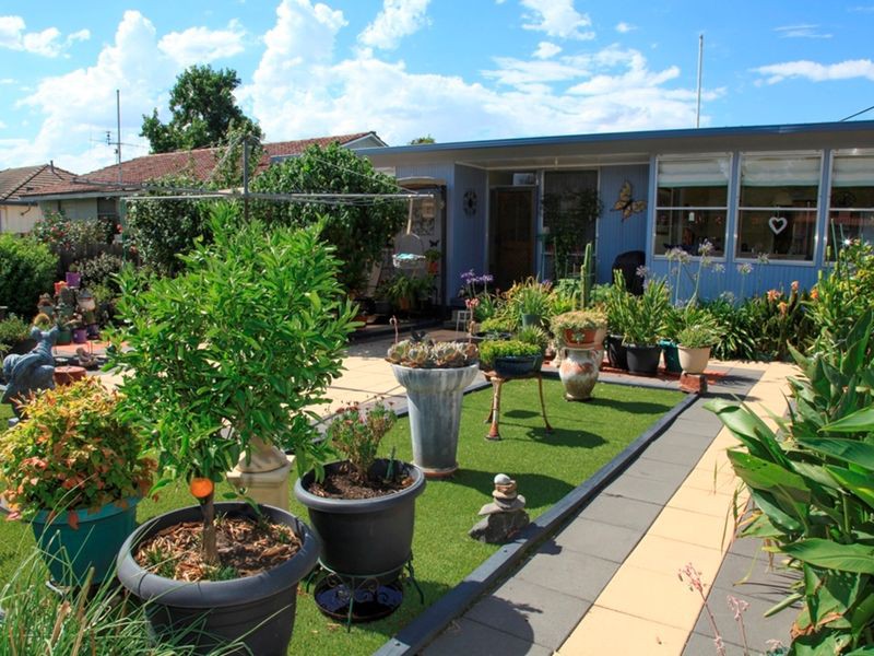 45 Sinclair Crescent, Seymour, VIC 3660 - Thumbnail 2 - 15/05/2019