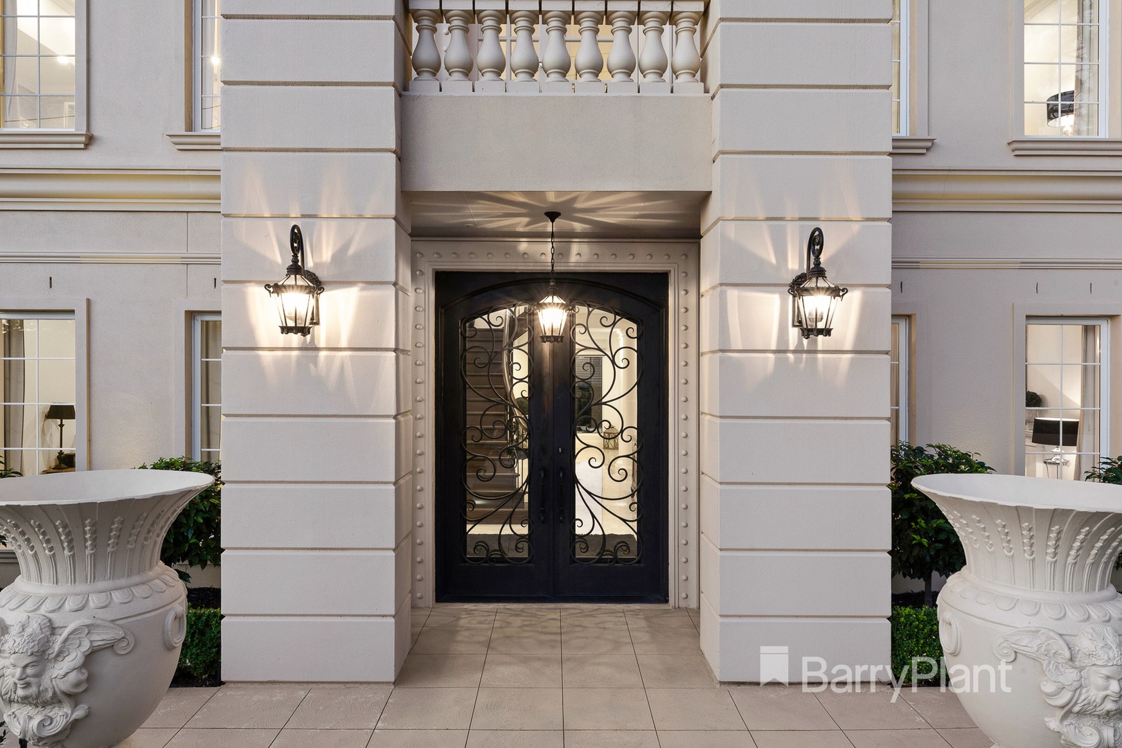 243 Porter Street, Templestowe, VIC 3106 - Thumbnail 2 - 20/02/2019