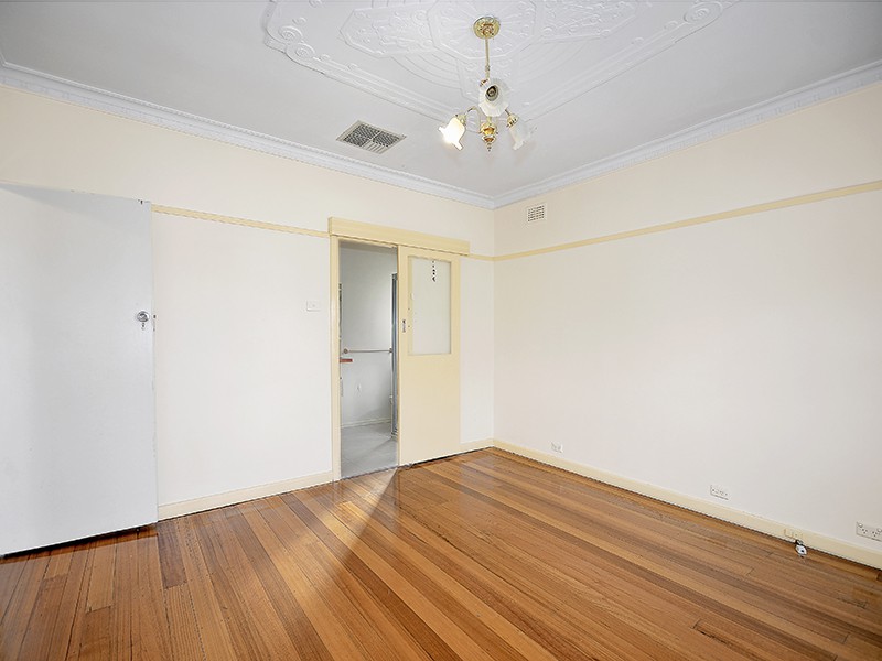 58 Mary Street, Essendon, VIC 3040 - Thumbnail 2 - 06/03/2019