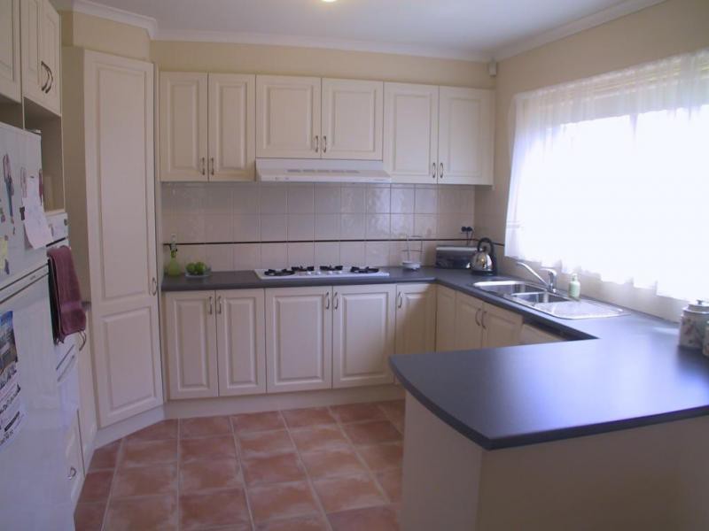 1/42 Woodside Drive, Rowville, VIC 3178 - Thumbnail 2 - 06/03/2019