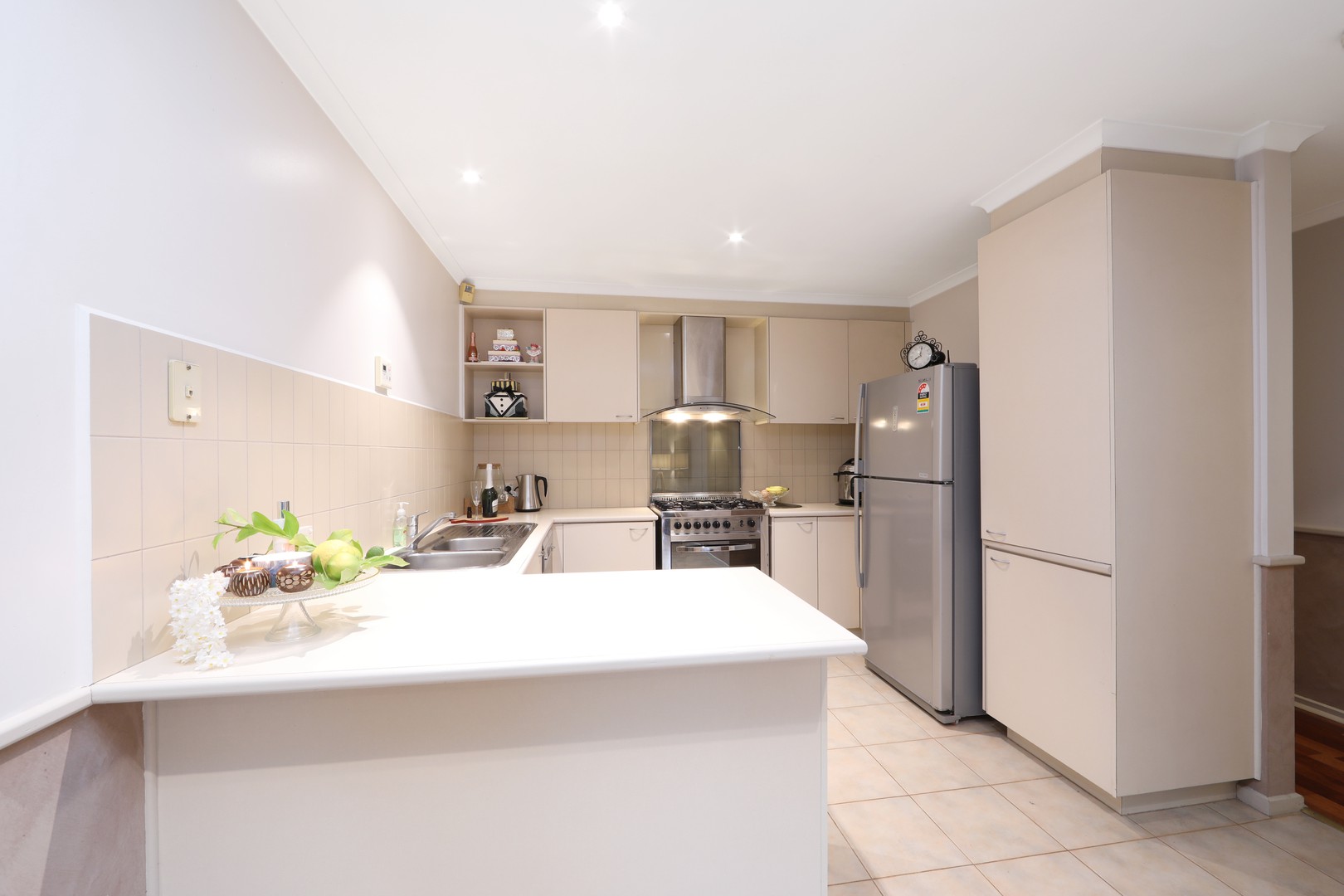 2 Coliban Close, Rowville, VIC 3178 - Thumbnail 2 - 25/02/2019