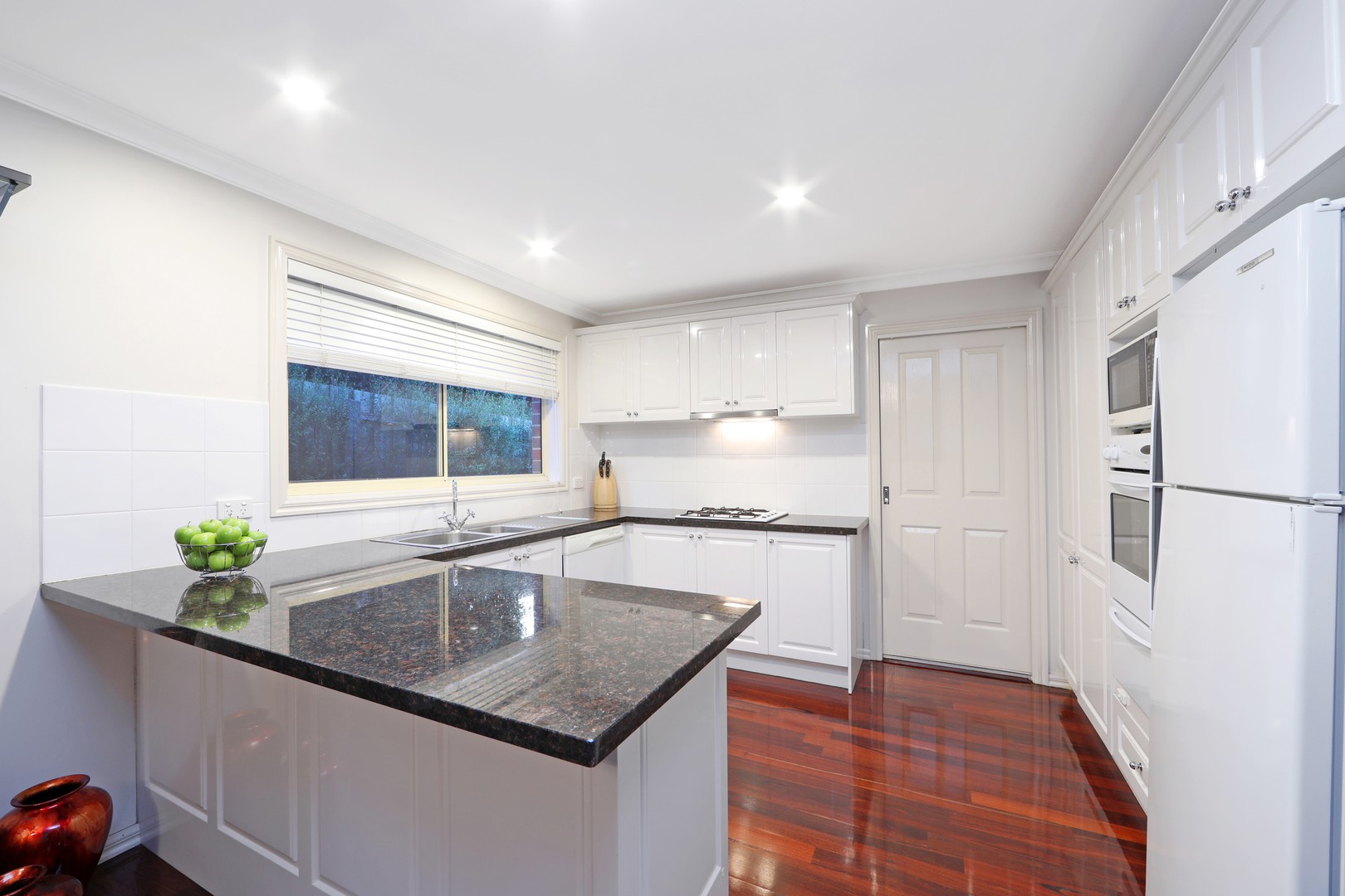 22 Memory Lane, Rowville, VIC 3178 - Thumbnail 2 - 25/02/2019