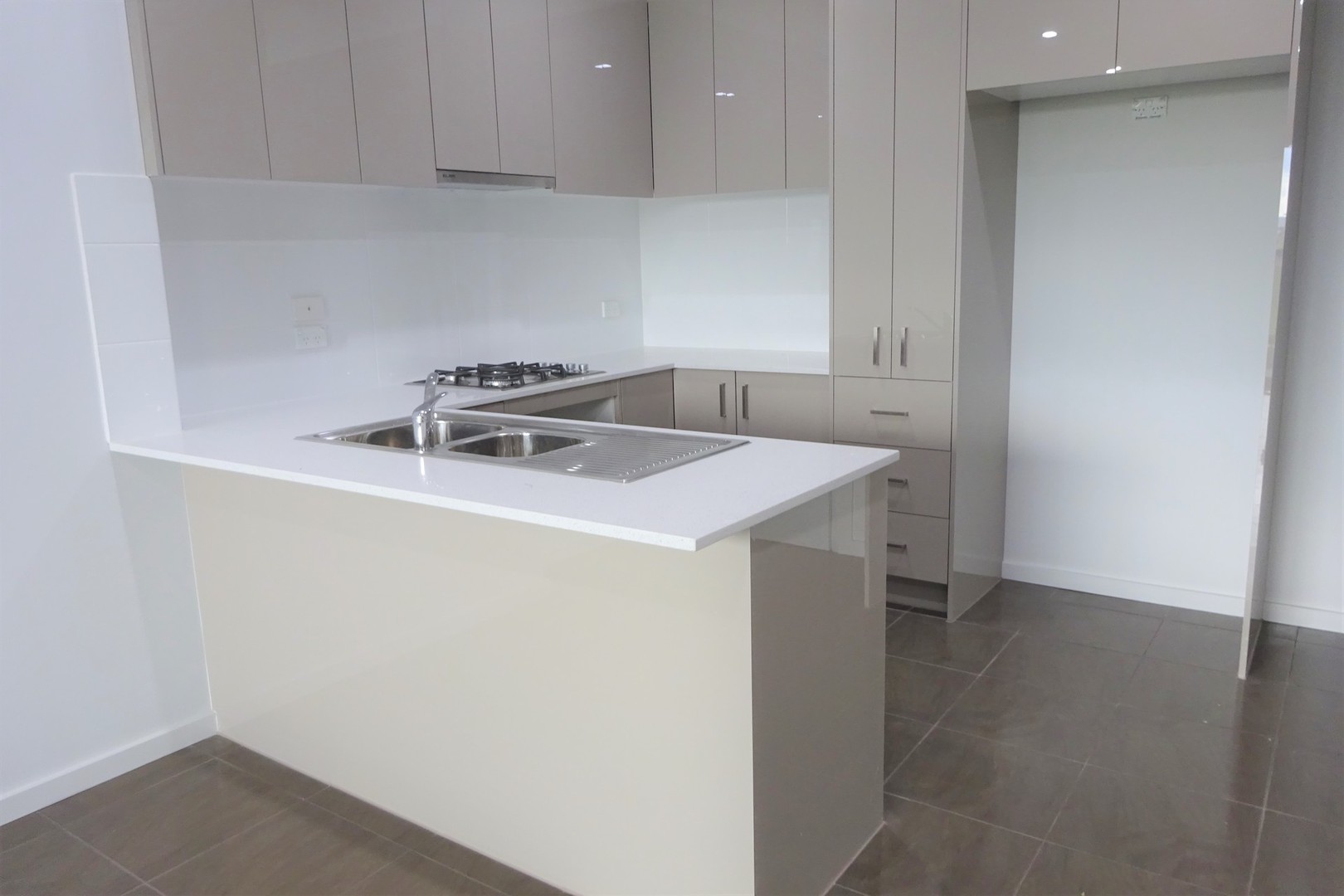 6/25 Lygon Drive, Craigieburn, VIC 3064 - Thumbnail 1 - 27/02/2019