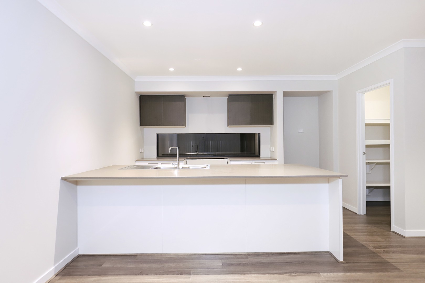 1 Acmena Place, Craigieburn, VIC 3064 - Thumbnail 2 - 27/02/2019