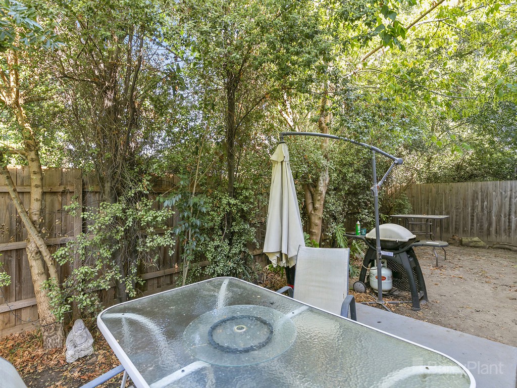 1/68 Exeter Road, Croydon North, VIC 3136 - Thumbnail 1 - 27/02/2019