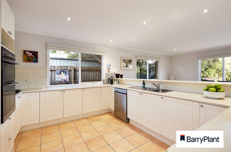 88 Mackie Road, Bentleigh East, VIC 3165 - Thumbnail 1 - 01/03/2019