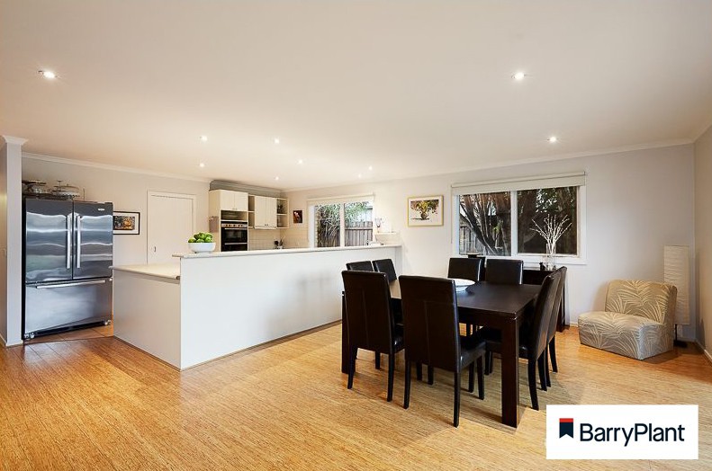 88 Mackie Road, Bentleigh East, VIC 3165 - Thumbnail 2 - 01/03/2019