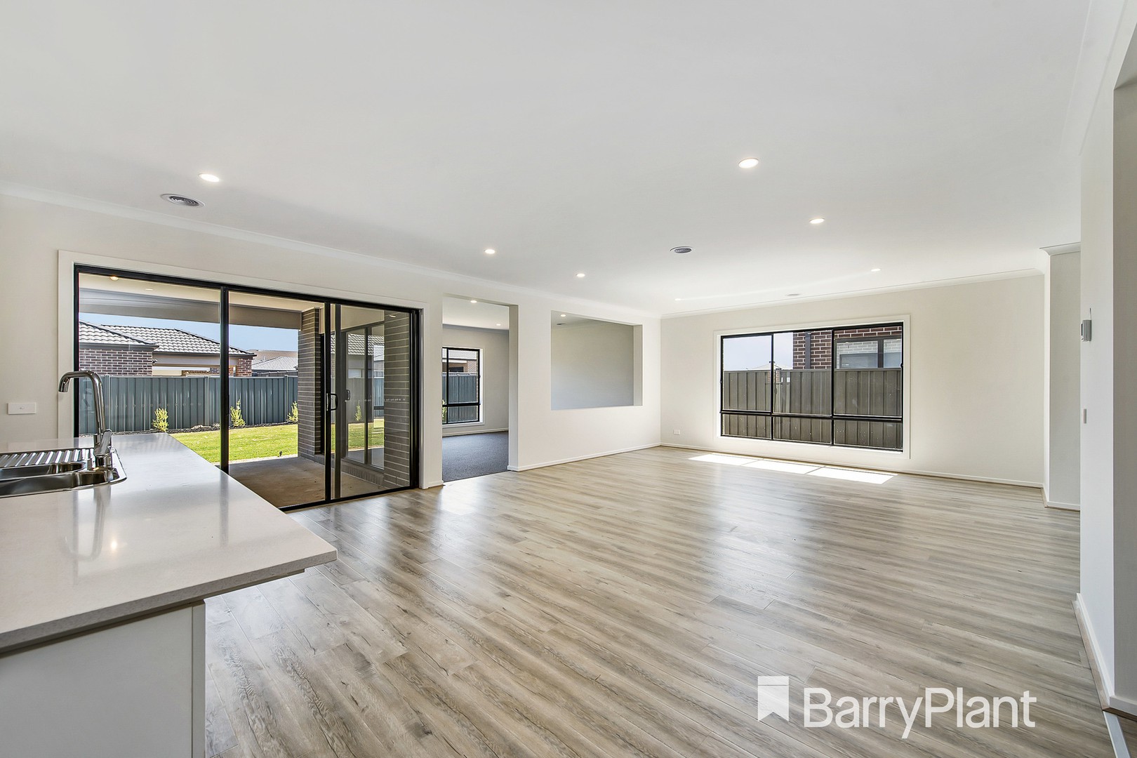 6 Chandler Way, Melton South, VIC 3338 - Thumbnail 2 - 05/03/2019