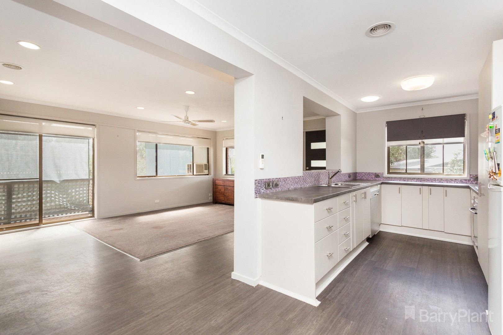 27 Mockridge Drive, Kangaroo Flat, VIC 3555 - Thumbnail 1 - 06/03/2019