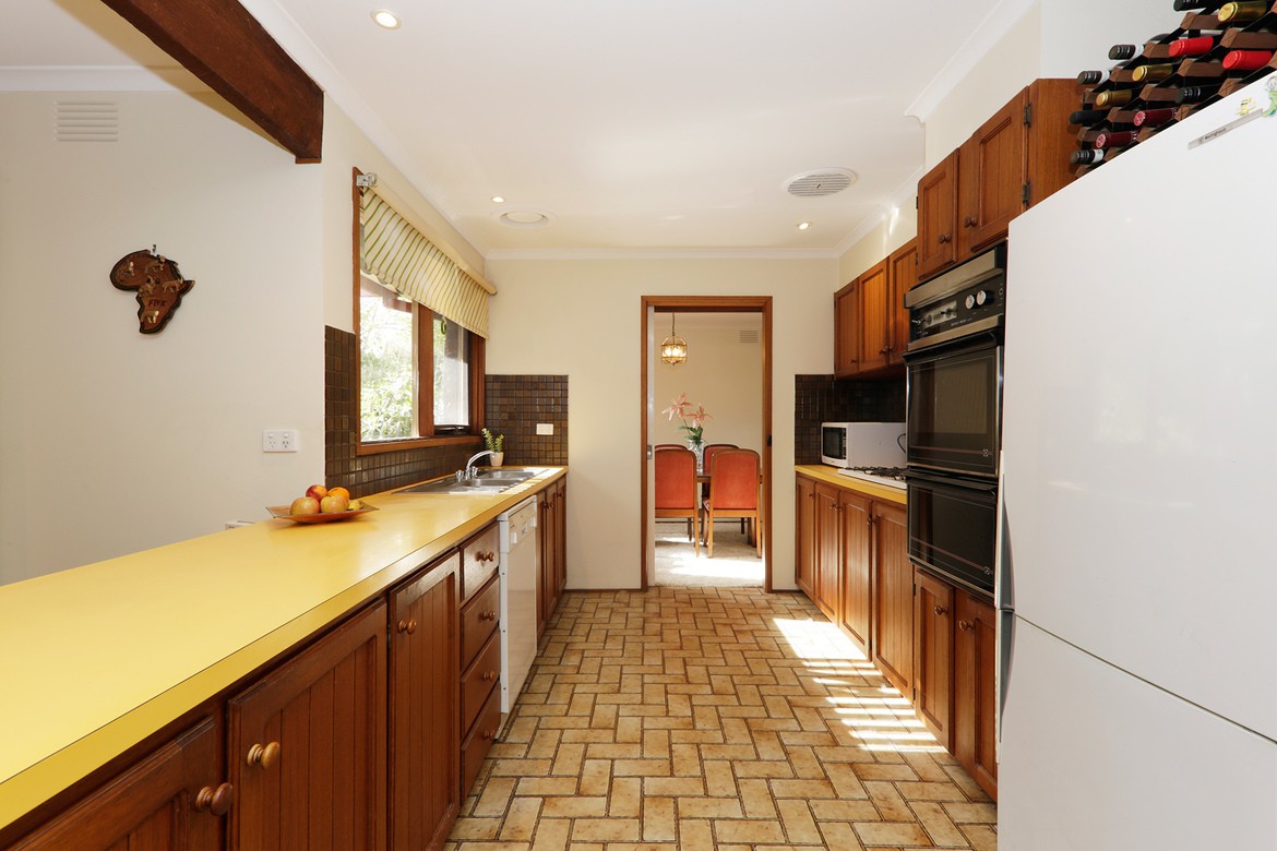 2 Ryrie Place, Vermont South, VIC 3133 - Thumbnail 2 - 07/03/2019