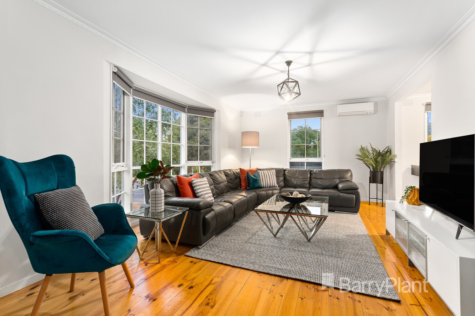 49 Valepark Drive, Donvale, VIC 3111, Donvale - Thumbnail 2