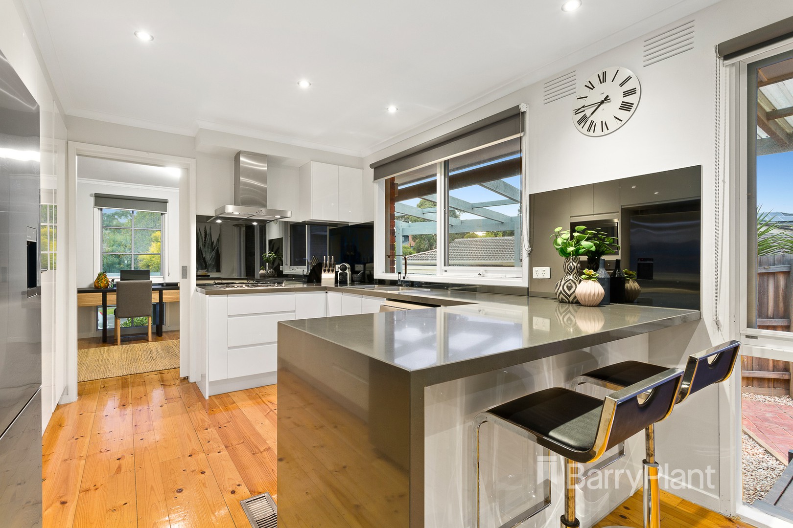49 Valepark Drive, Donvale, VIC 3111, Donvale - Thumbnail 3